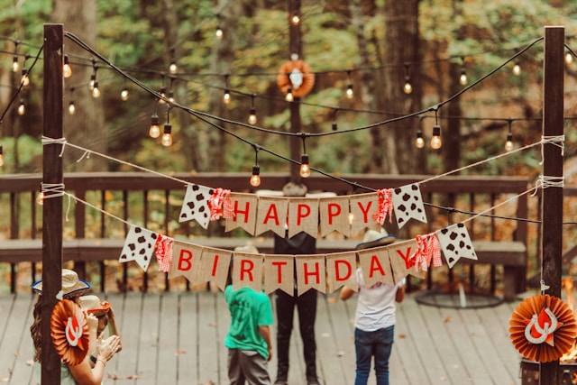 Birthday Gift Ideas for Her: Why a Photoshoot Is Perfect