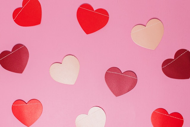 Valentine's Day Photo Session Ideas for Couples & Families